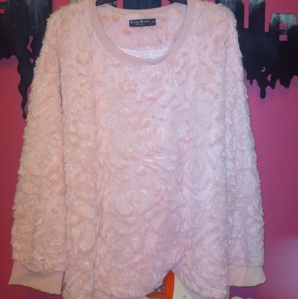 Knapp Studio's Light Pink Sweater